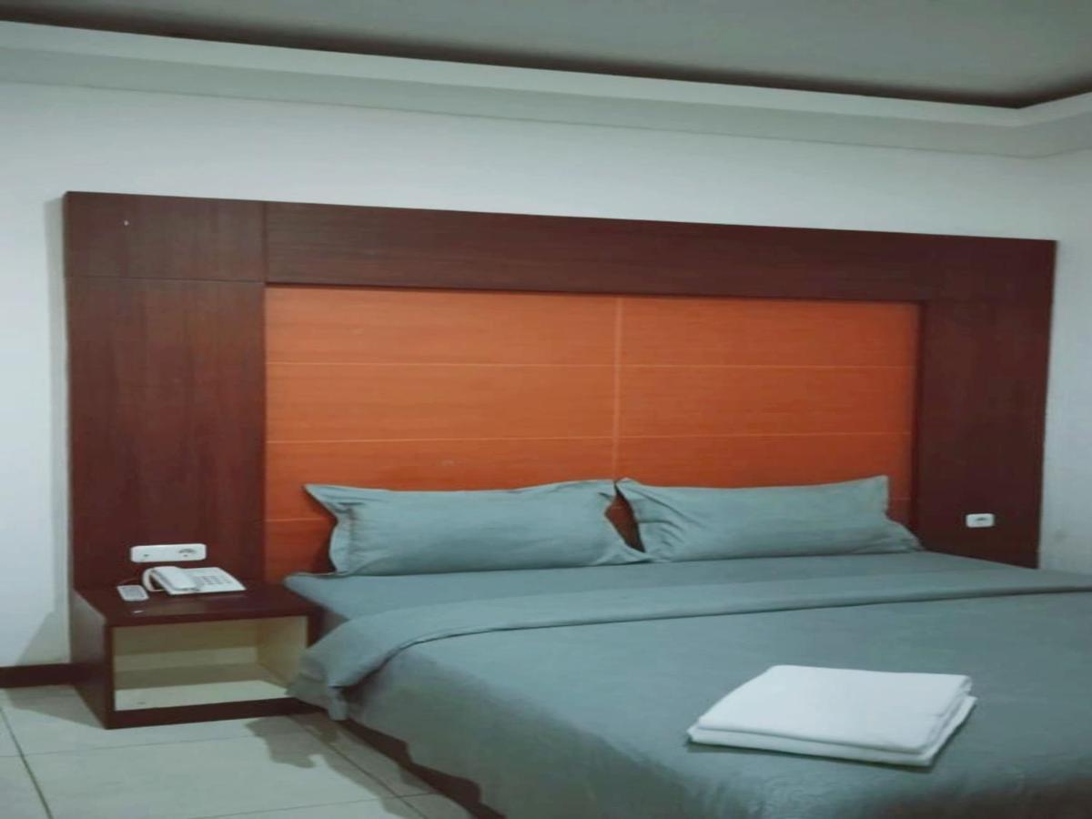 Hotel Gamalama WEST PAPUA エクステリア 写真